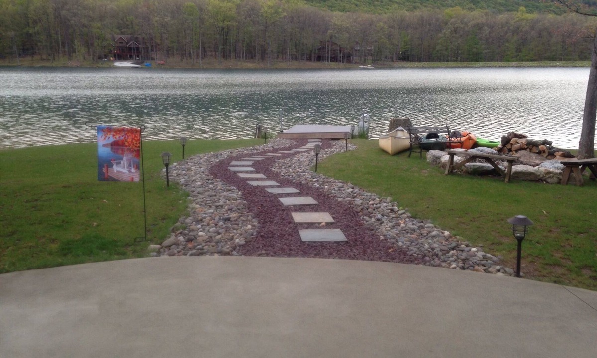 Sybertsville House | Beautiful Lakefront Property - *Eagle Rock Resort Property Owners Only*