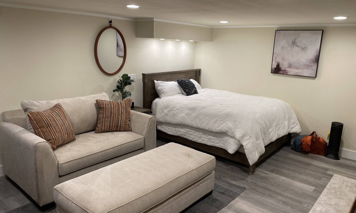 Civic Center Apartment | Beautiful & Large Garden Level Studio