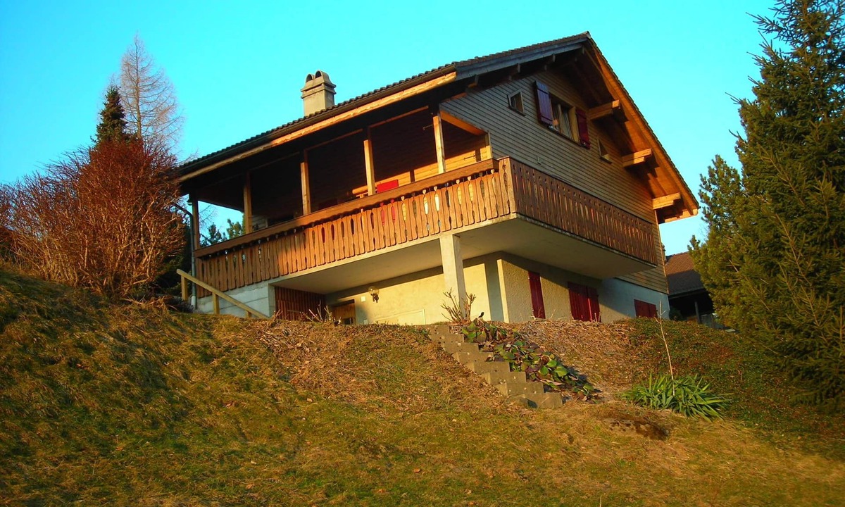 Flums Ski Chalet | Beautiful large ski chalet in the mountains