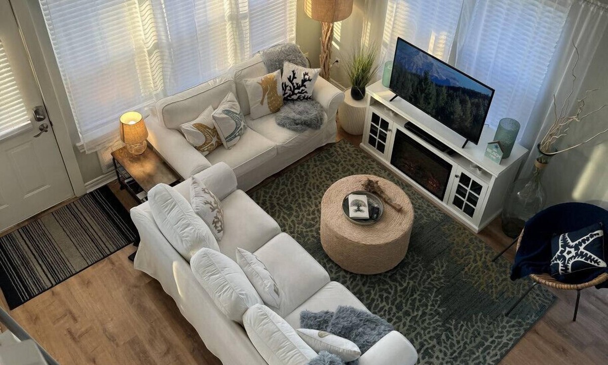 Birch Bay House | Beautiful & Light across from Beach & Sunsets