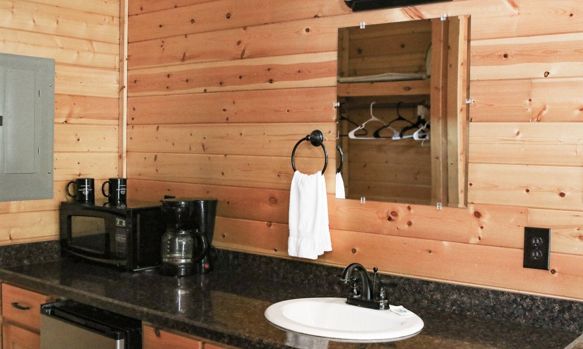 Pipe Creek Cabin | Beautiful Log cabin overlooking a meadow
