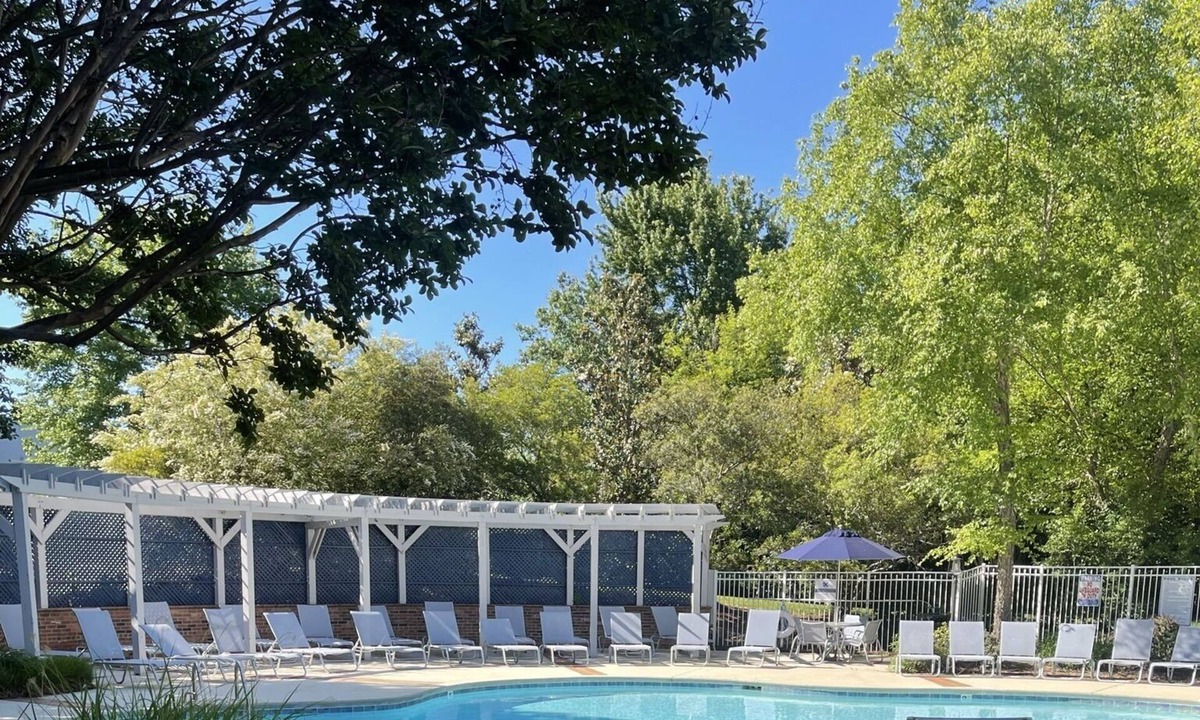 Greensboro Condo | Beautiful Luxury 1-bedroom condo