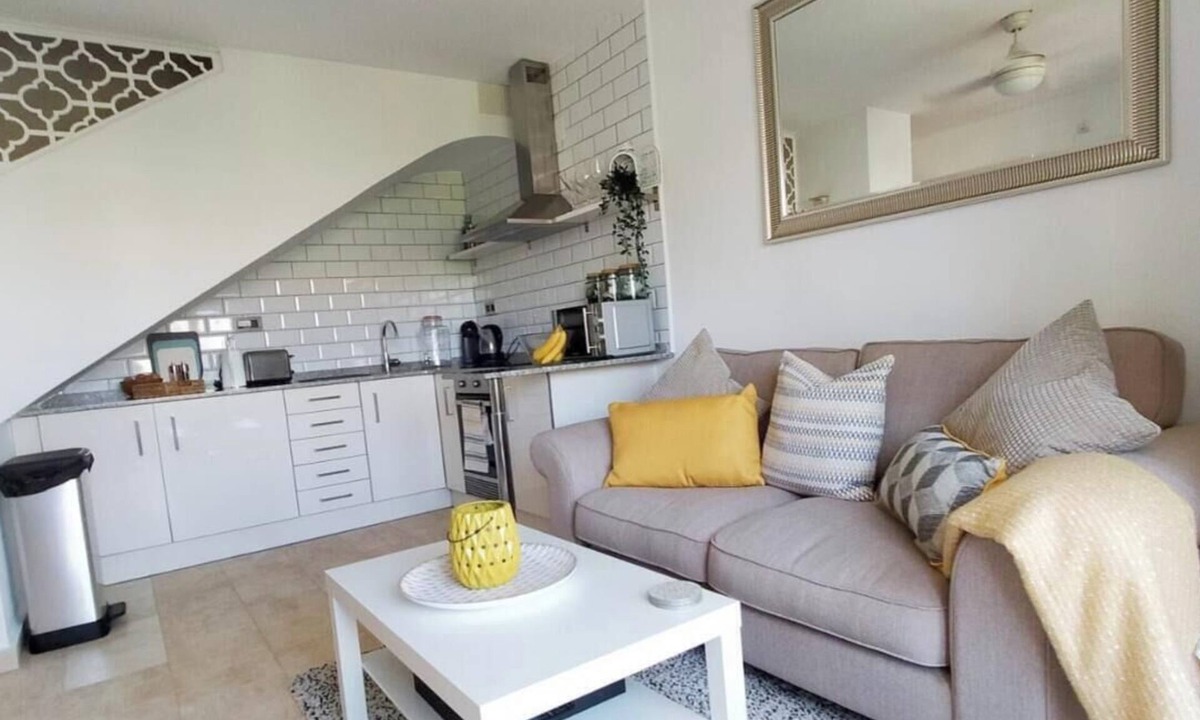 Playa Flamenca Apartment | Beautiful Modern 1 Bedroom Apartment Close to the Beach