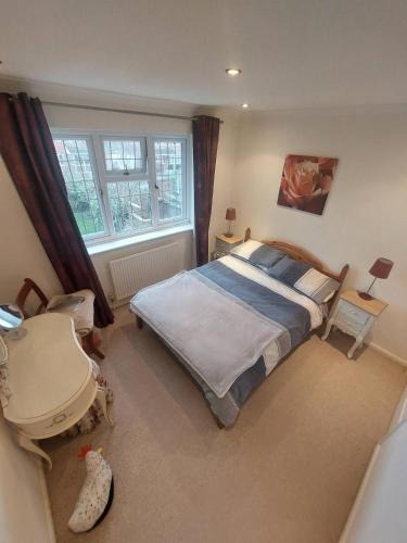 Seer Green House | Beautiful Modern Cottage in Beaconsfield