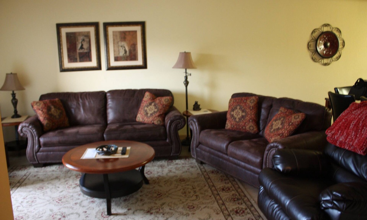 Pigeon Forge Condo | Beautiful Mountain view with a great location for your Smokey Mtn visit !