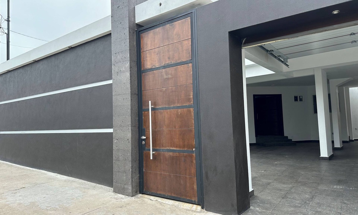 Playas De Tijuana House | Beautiful new house