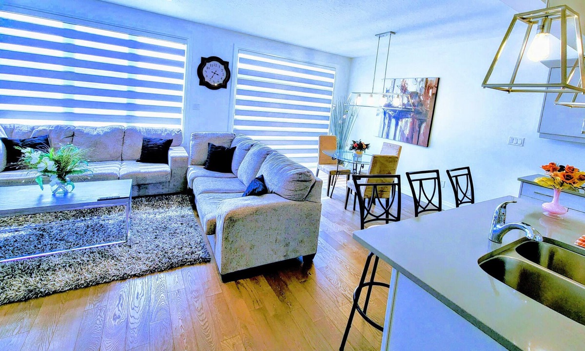 London House | Beautiful New Townhouse