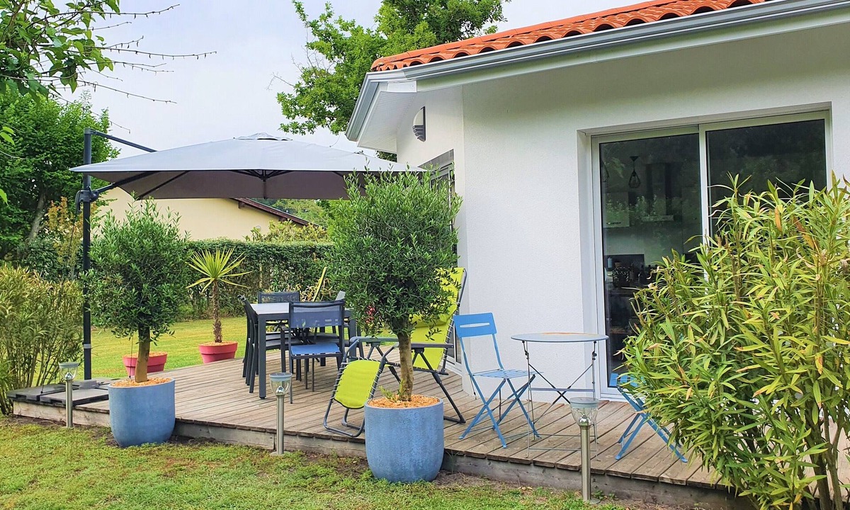 Biscarrosse Villa | Beautiful new villa, quiet, near forest Biscarrosse/6p