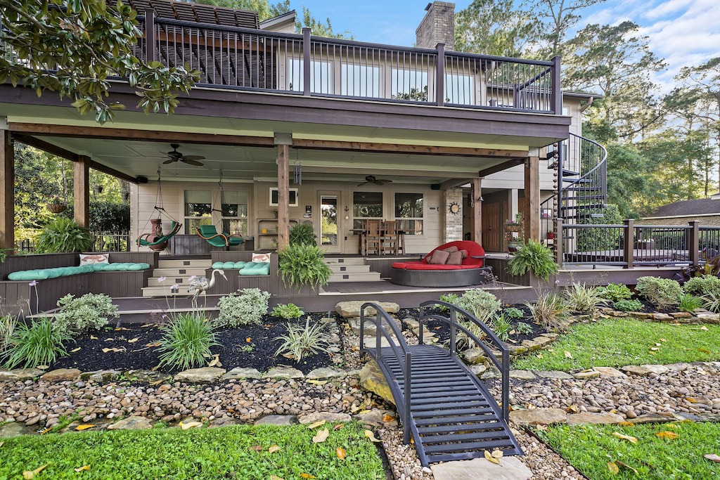 Walden on Lake Conroe House | BEAUTIFUL NEWLY REMODEL WATERFRONT HOME on Lake Conroe