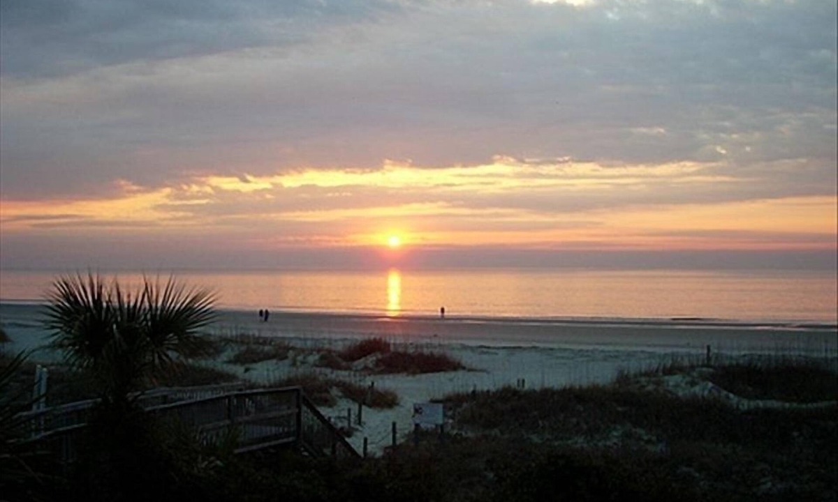Folly Field Condo | Beautiful! Ocean View 2BR 2BA Villa - Steps from Beach