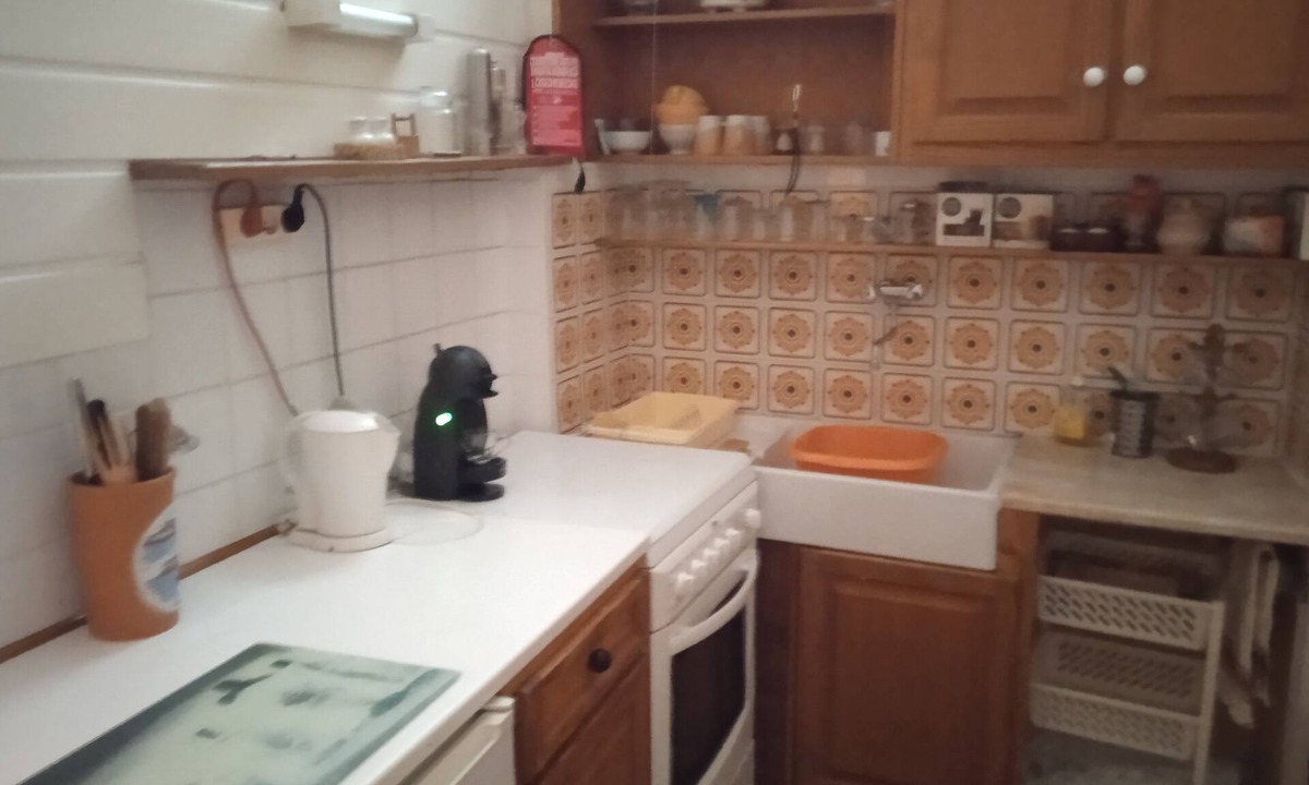 Thezan-les-Beziers Apartment | Beautiful one bedroom apartment, village setting, walk to shops