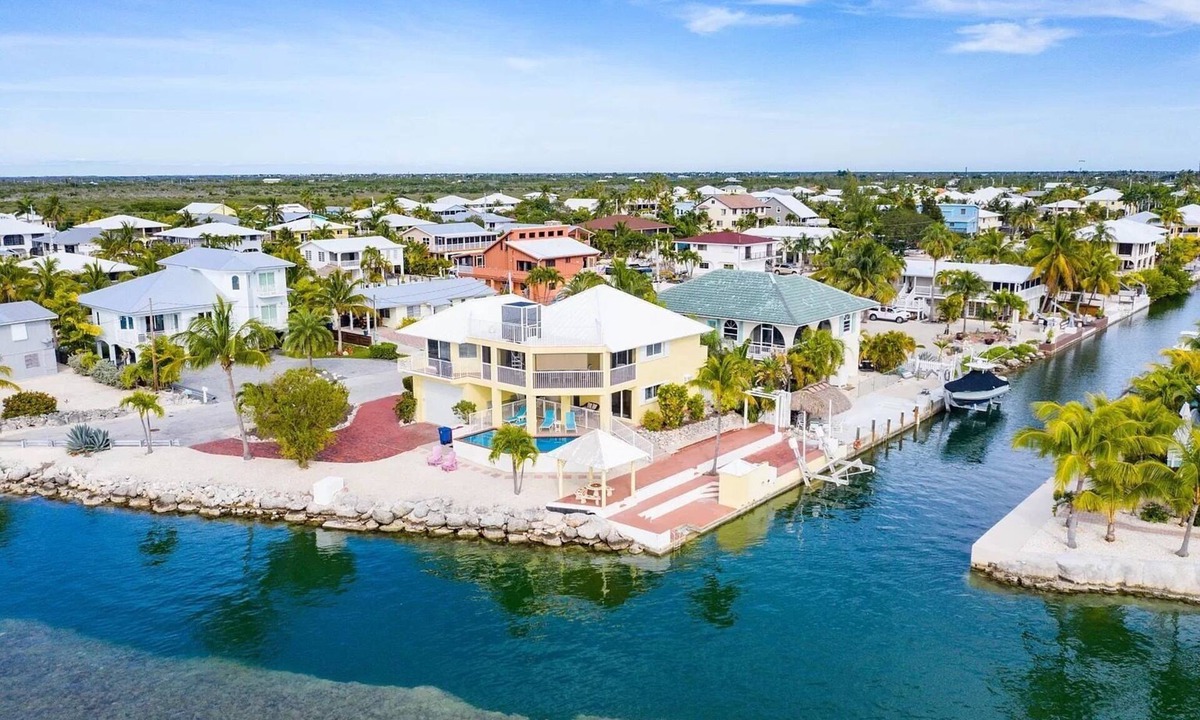 Big Pine Key House | Beautiful Open-Water Property