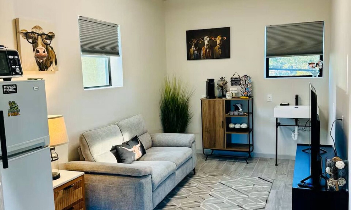 Fair Oaks Ranch Other | Beautiful private gated Guest House on 5 acres!