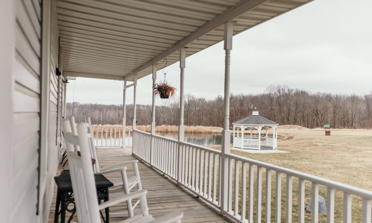 Highland  Vermillion County Other | Beautiful private home just a short drive to 2 state parks. Easy access to I-74.
