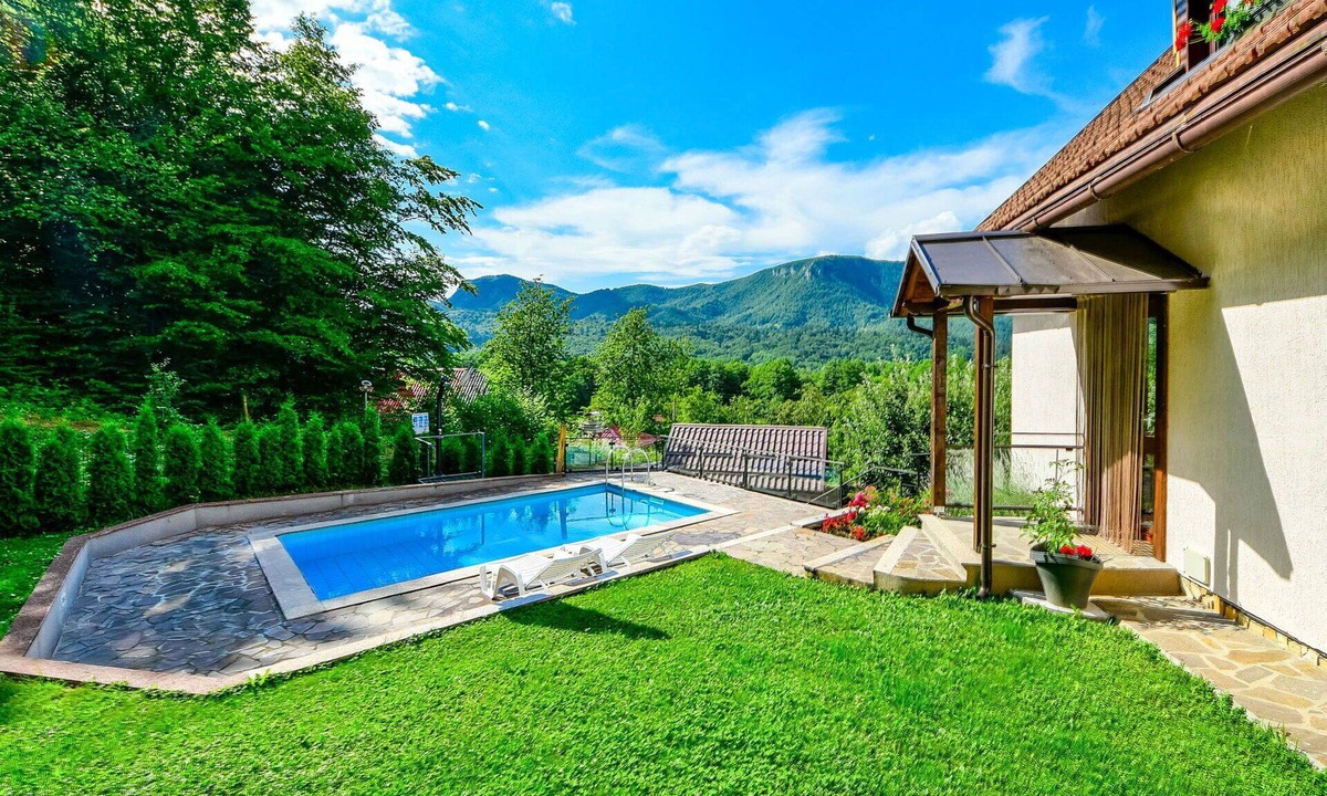 Skrad House | Beautiful private villa for 6 guests with A/C, private pool, WIFI, TV, terrace and panoramic view