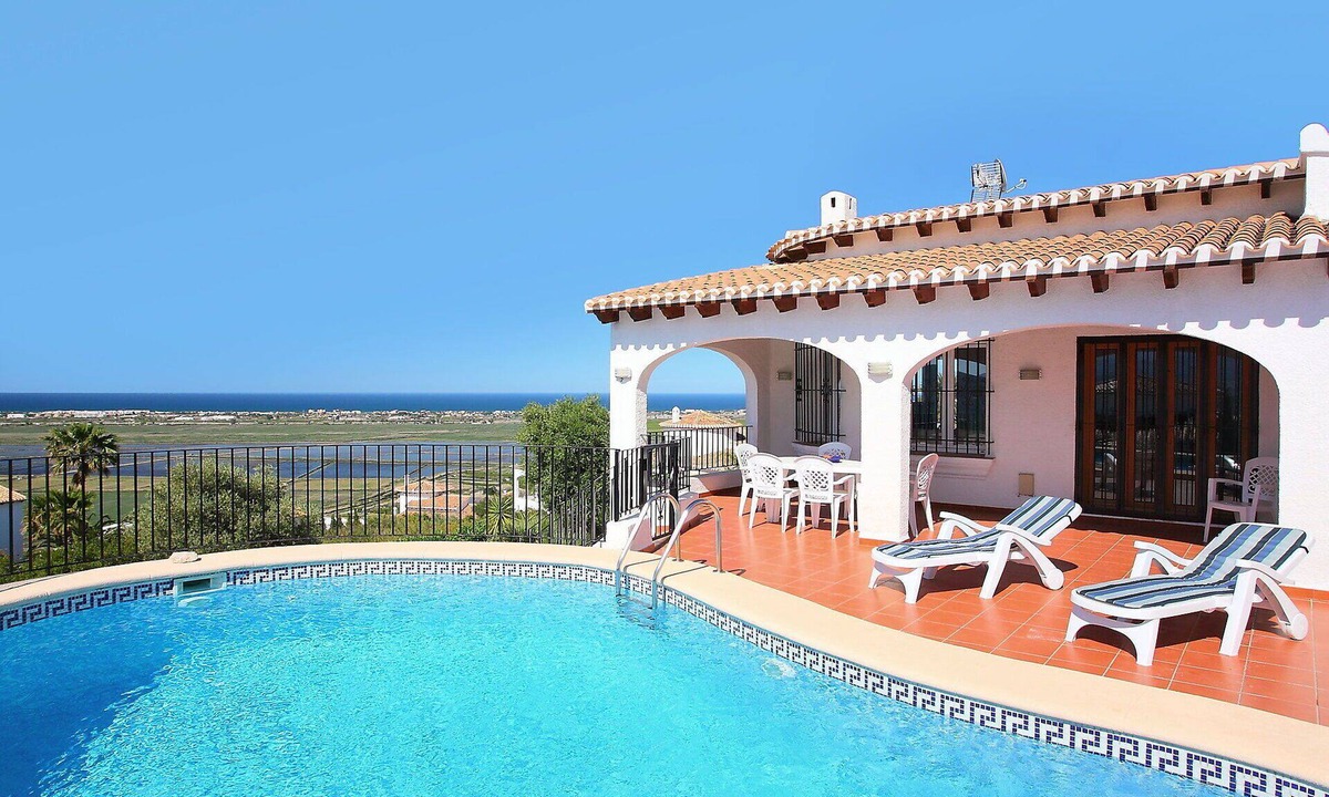 Pego House | Beautiful private villa for 8 guests with A/C, private pool, WIFI, TV, terrace and panoramic view