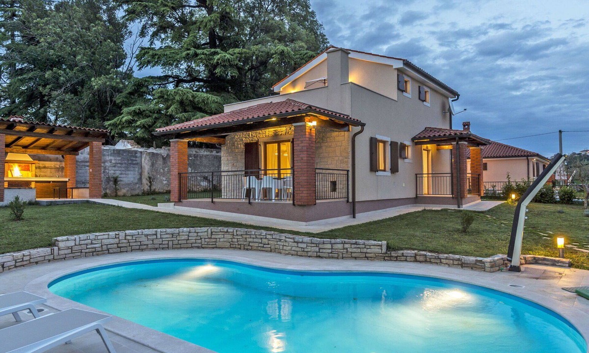 Farini House | Beautiful private villa for 8 people with A/C, WIFI, private pool, TV, terrace and pets allowed