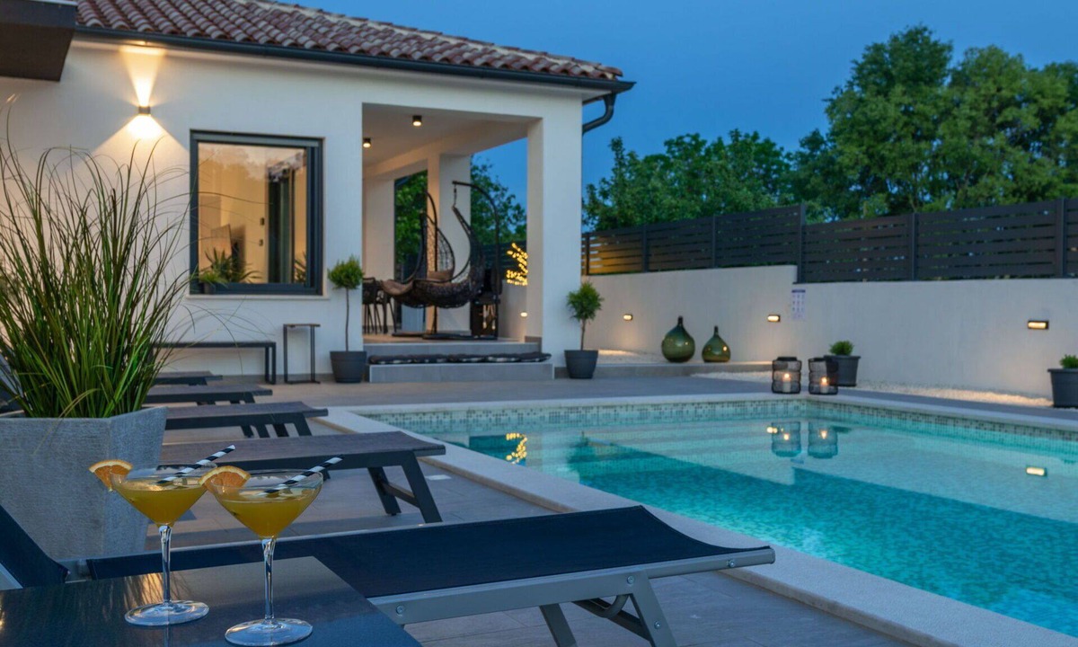 Prodol House | Beautiful private villa for 6 guests with A/C, private pool, WIFI, TV and terrace