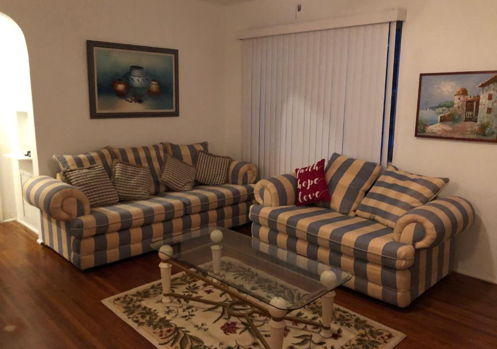 Coral Way House | Beautiful Quiet Neighborhood