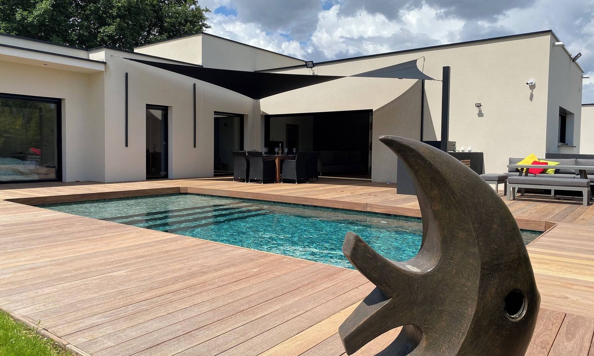 Saint-Aunes House | Beautiful, quiet villa with swimming pool