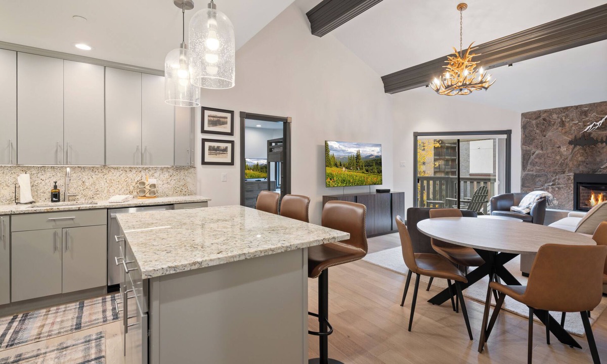 Vail Condo | Beautiful Remodel, Mountain Views, Portable A/C in unit| W406
