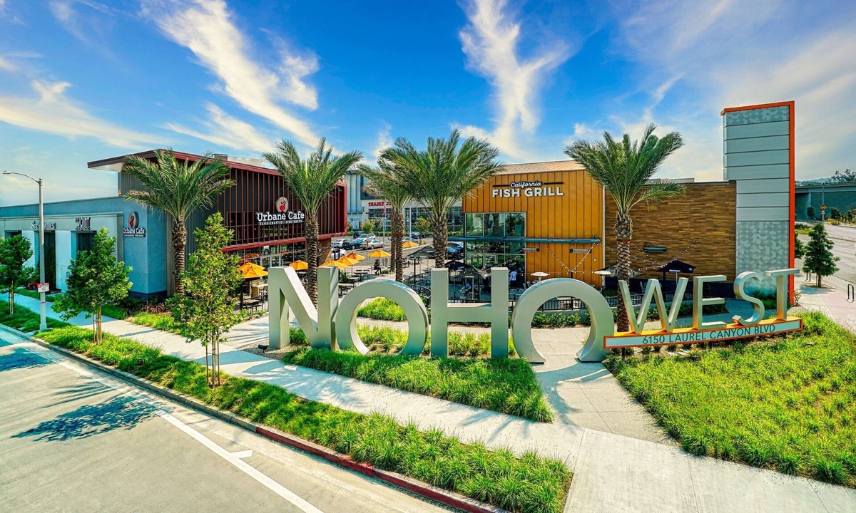 NoHo Arts District House | Beautiful Resort in NoHo
