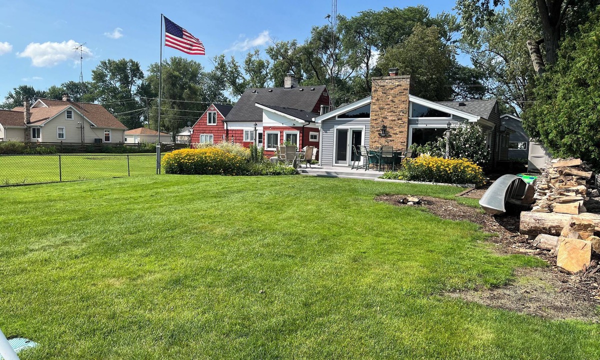 McHenry House | Beautiful Riverhaus Setting