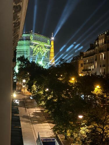 Ternes Apartment | Beautiful Rooms nearby Champs Elysées