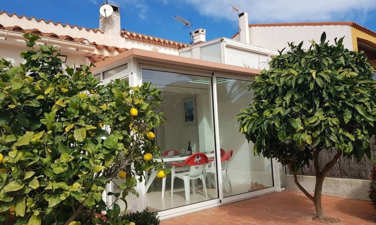 Saint-Cyprien Plage House | Beautiful single-storey detached villa for 6 people, 90m² -6VPRIV19