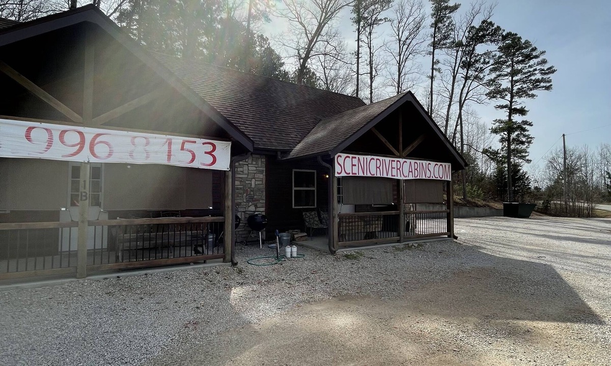 Van Buren Cabin | Beautiful Scenic River Cabin just 1/2 mile from Current River!