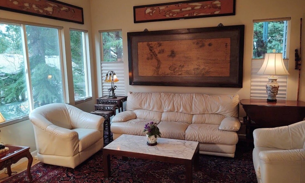 Rollingbay House | Beautiful, secure, private townhouse in Silverdale.