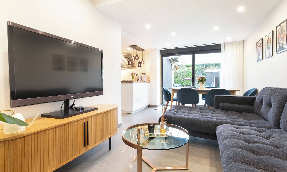 Chevilly-Larue House | Beautiful & Spacious House Near Paris - 3 bedrooms