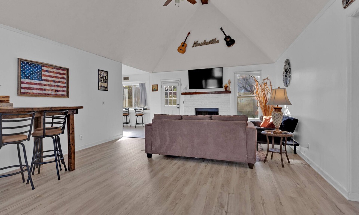 Starboard House | Beautiful, Spacious, and Delightful Abode Ideal for Large Groups!