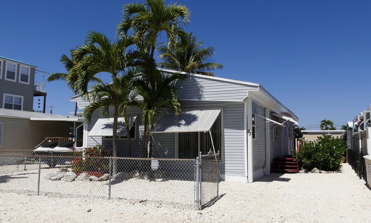 Key Largo House | Beautiful & Spacious Home with Dock Key Largo