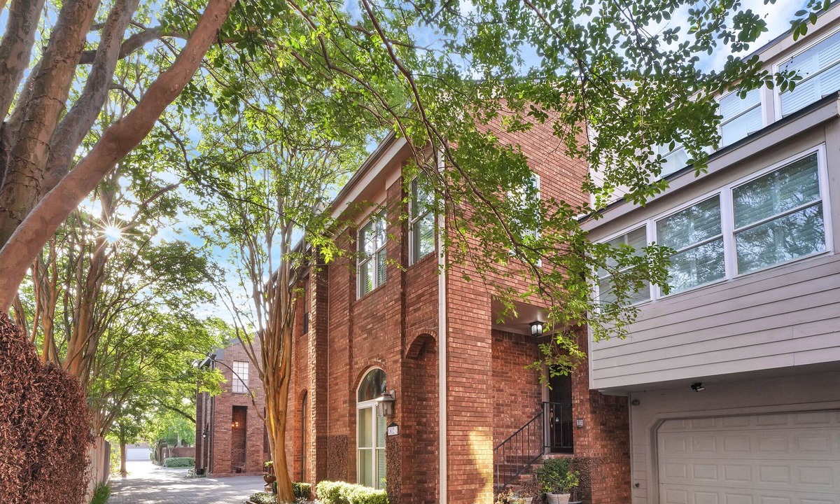 Houston House | Beautiful townhouse
