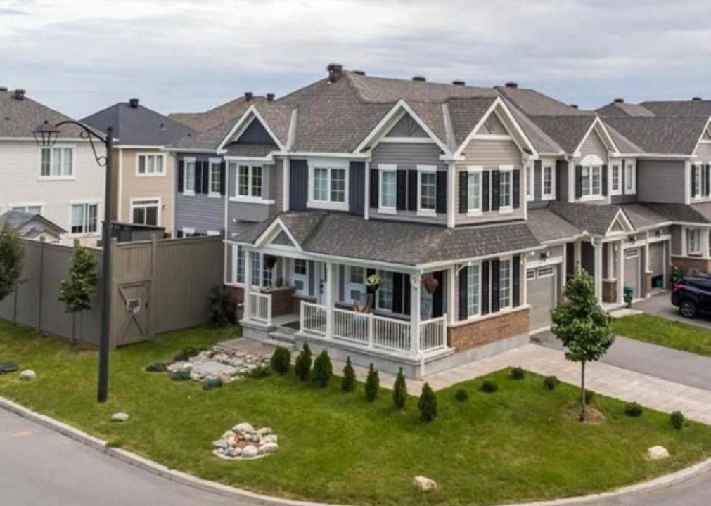 Ottawa Division House | Beautiful Unit in Nepean Ottawa
