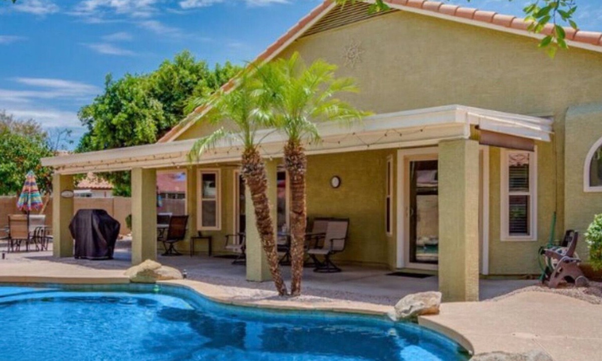 Desert Sands Golf Country House | Beautiful Updated Home with Heated Pool