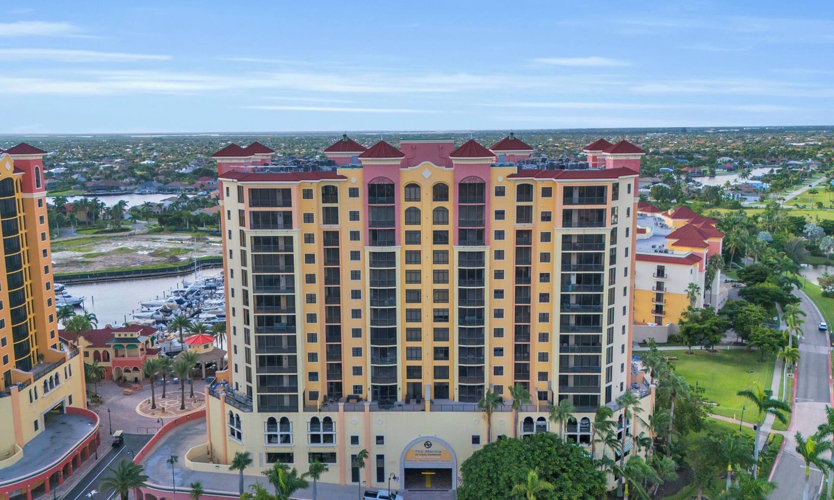 Cape Harbour Condo | Beautiful Upscale 6th floor Condo