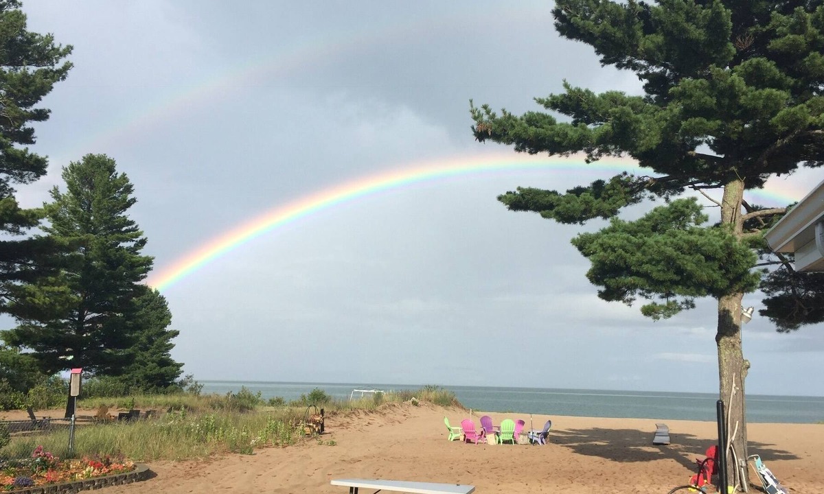 Oscoda House | Beautiful Lake Huron Beach Home - Sandy Beach!