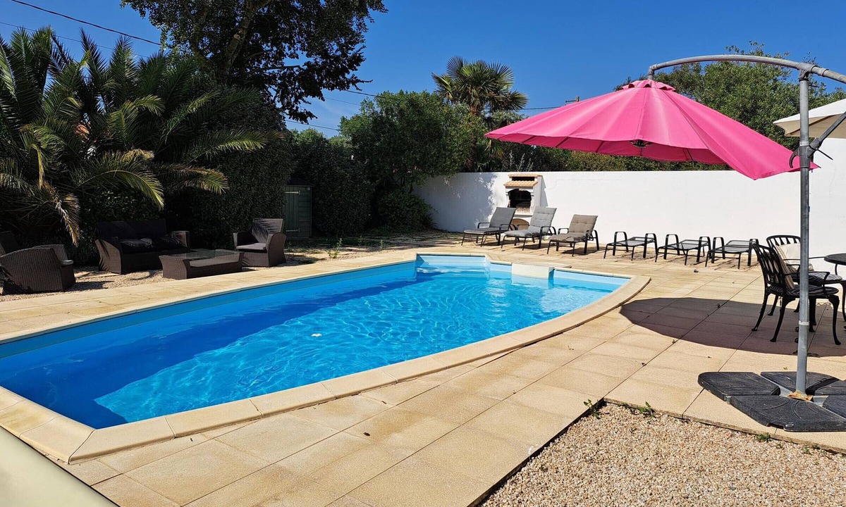 Saint-Jean-de-Monts House | Beautiful villa with pool in quiet area in Saint-Jean-de-Monts