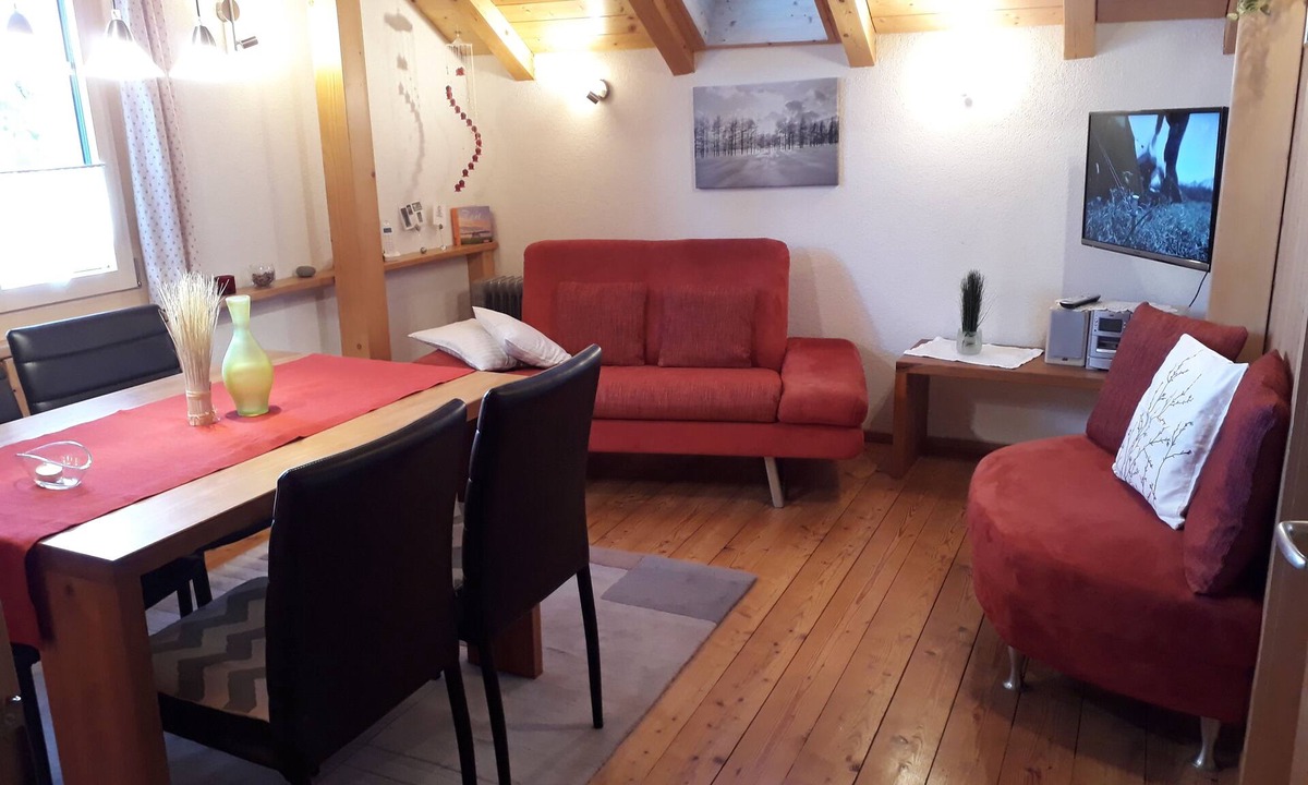 Isenthal Apartment | Beautiful vacation apartment above Lake Lucerne