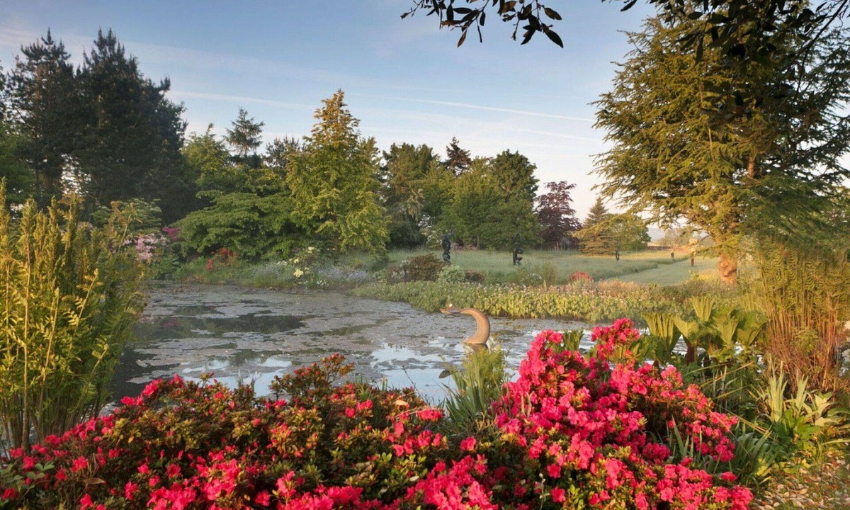 Kingham House | Beautiful villa for 6 guests with pool, WIFI