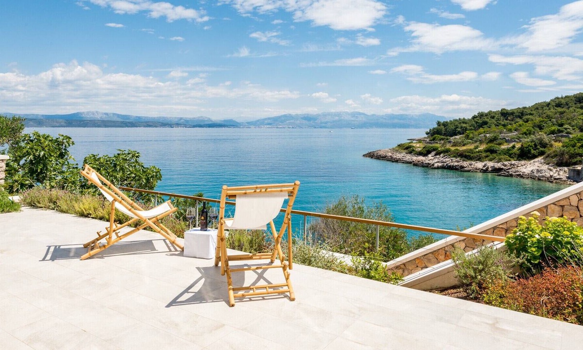 Donje Selo Villa | Beautiful Villa Artemis