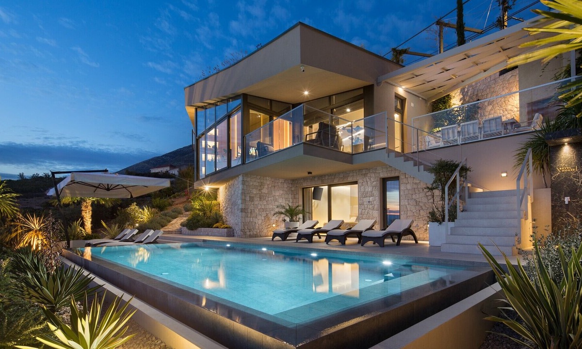 Donja Banda Villa | Beautiful Villa Brilliance House