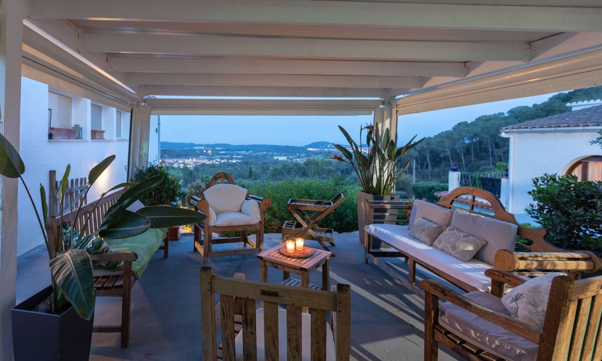 Vall-Llobrega House | Beautiful villa in a quiet area with stunning views over the valley