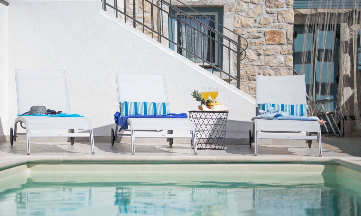 Fiorini House | Beautiful villa for 5 guests with A/C, private pool, WIFI, TV, terrace and pets allowed