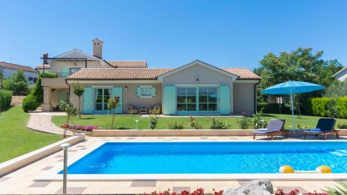 Tar Villa | Beautiful Villa Judita with pool in Tar