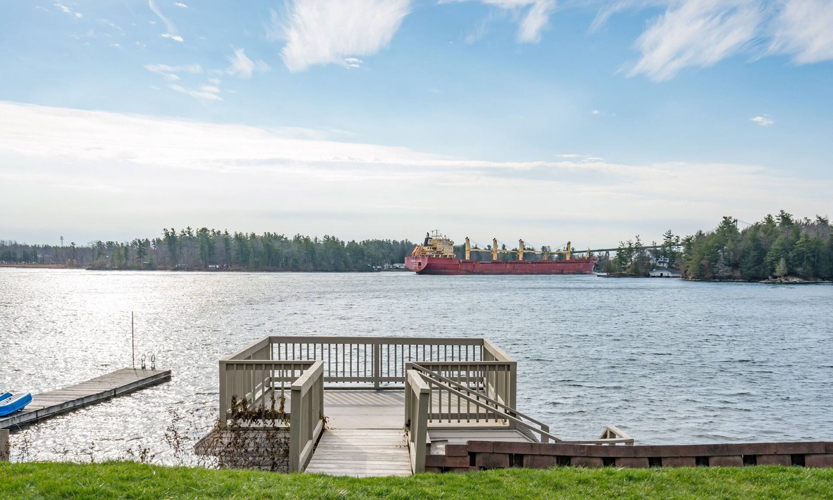 Wellesley Island House | Beautiful Waterfront Wellesley Island Property with Amazing Main Channel View