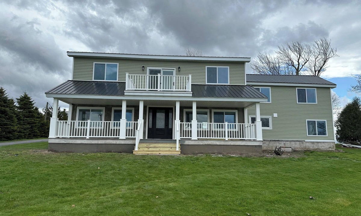 Cape Vincent House | ~Beautiful Waterfront Family Getaway: Immerse Yourself in Nature's Beauty!~