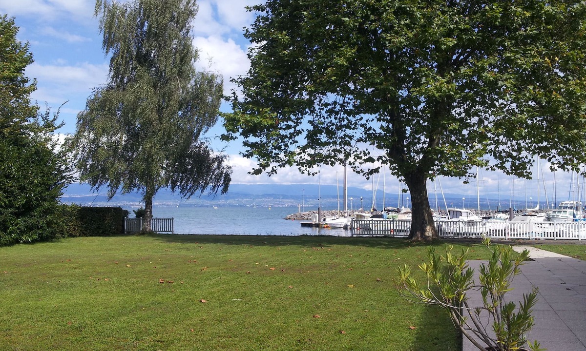 Sciez House | BEAUTIFUL WATERFRONT